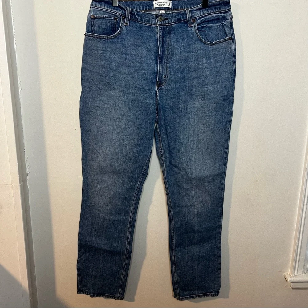 ABERCROMBIE- Curve Love Ultra High Rise 90s Slim Straight Jean Denim Blue - Picture 2 of 8